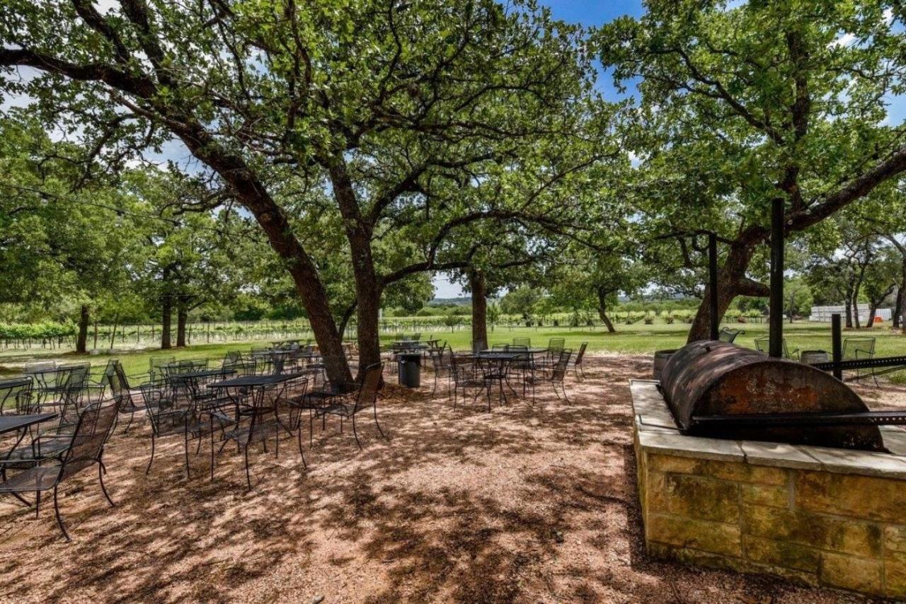 Hamilton Pool Vineyards & Farms Villa Hammetts Crossing Exterior photo